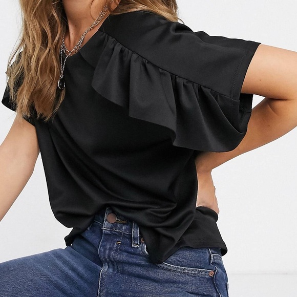 river island ruffle top
